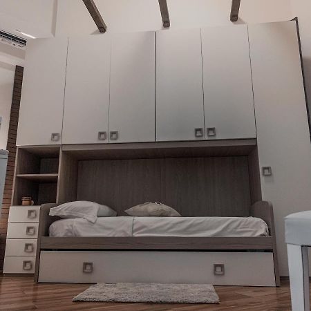 B&B Ma'Delina Settimo Milanese Luaran gambar