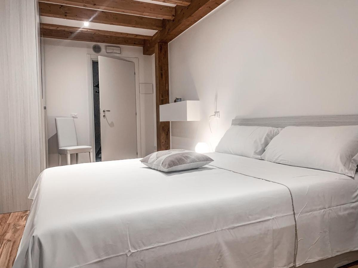 B&B Ma'Delina Settimo Milanese Luaran gambar