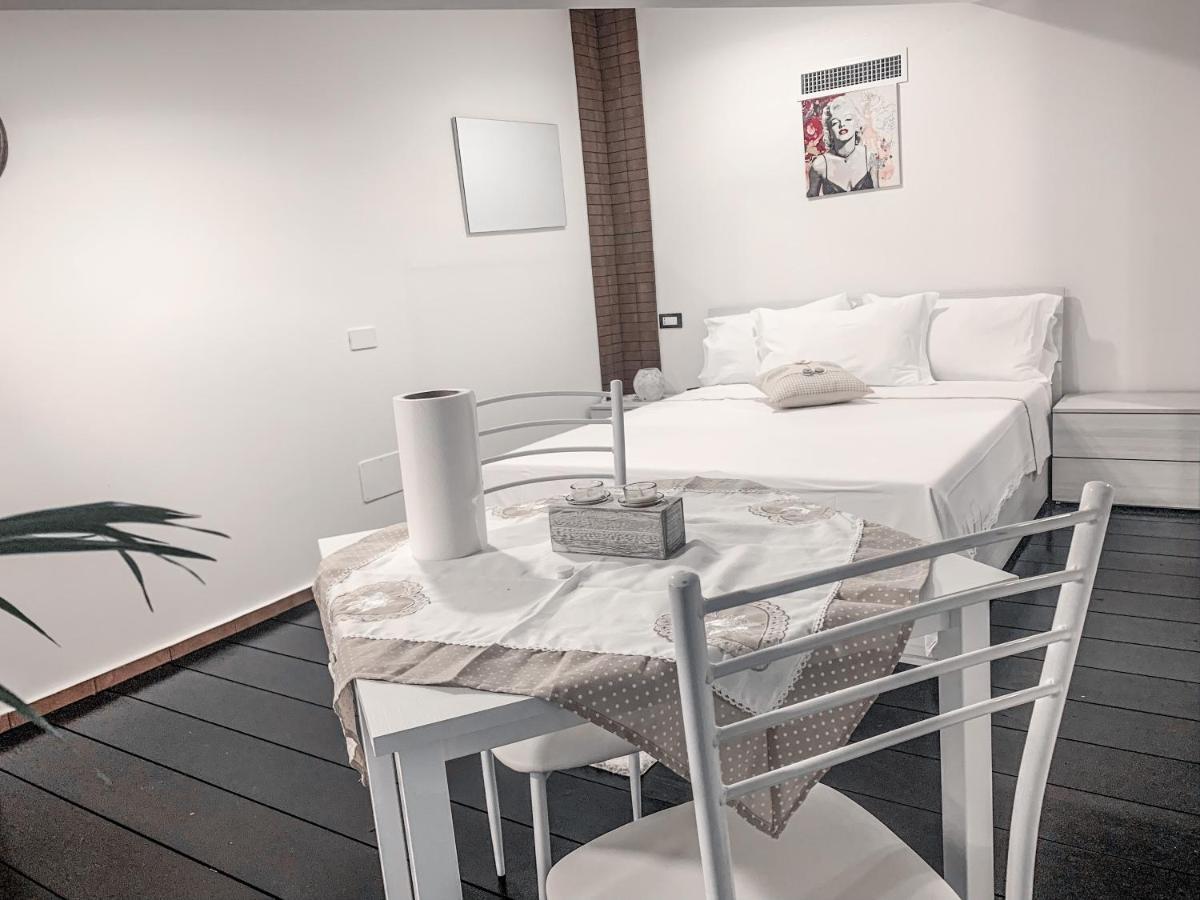 B&B Ma'Delina Settimo Milanese Luaran gambar