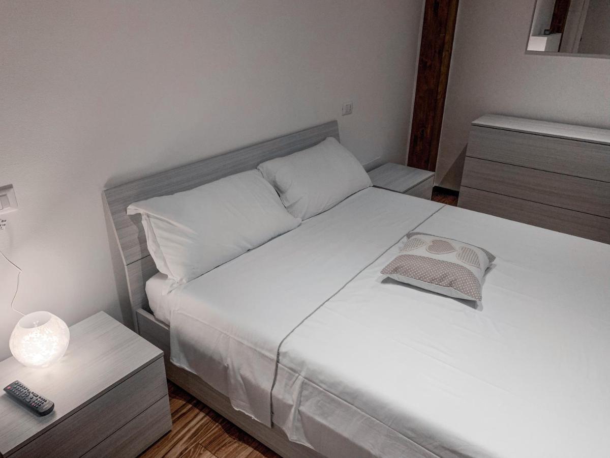 B&B Ma'Delina Settimo Milanese Luaran gambar