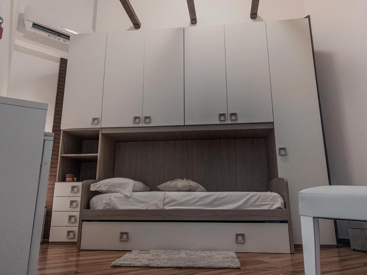 B&B Ma'Delina Settimo Milanese Luaran gambar